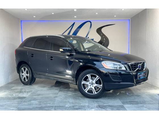 VOLVO XC60 2.0 T5 DYNAMIC FWD TURBO GASOLINA 4P AUTOMÁTICO